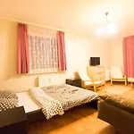 Happy Apartments - Economy