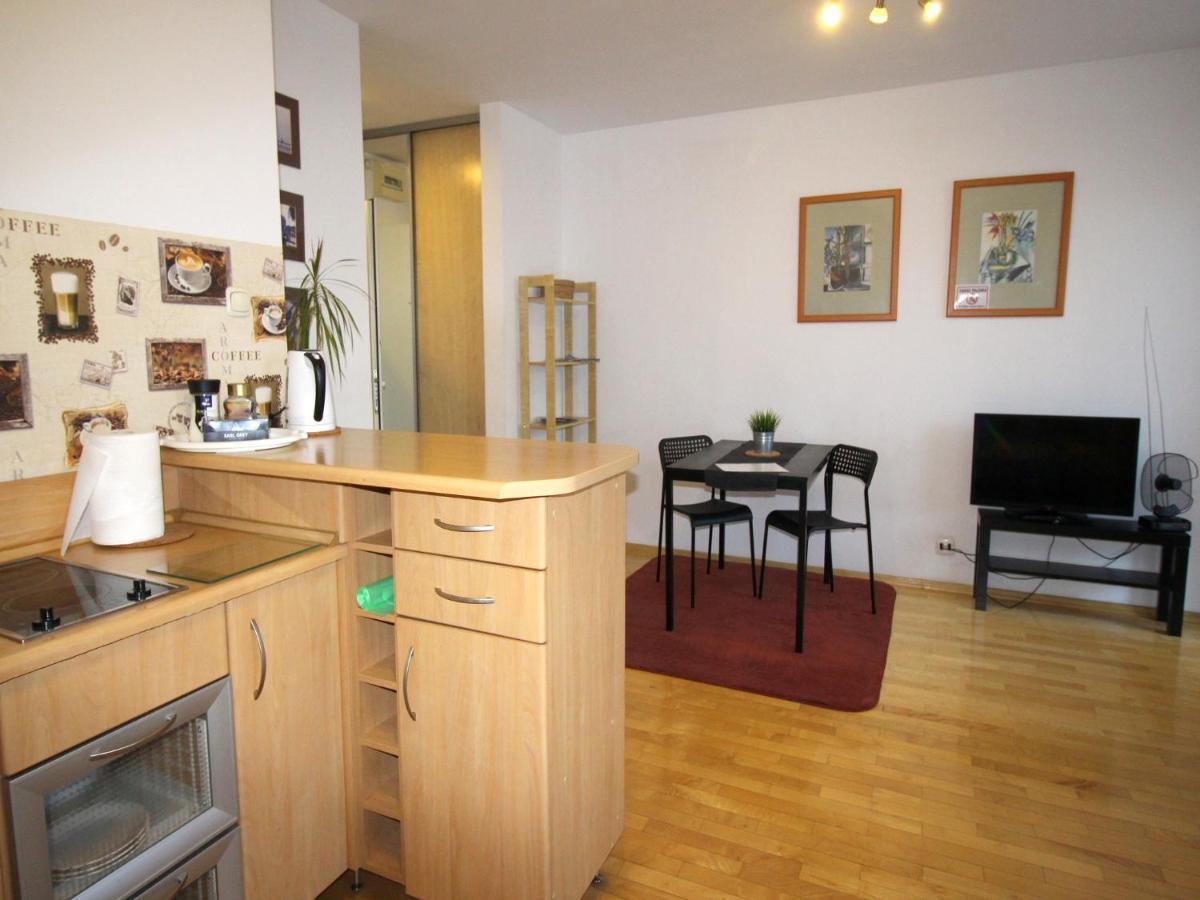 Happy - Economy Apartment *