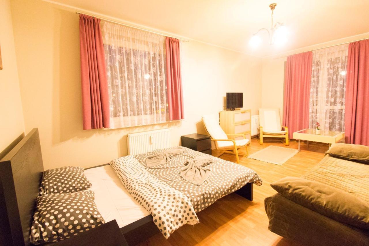 Happy - Economy Apartment *