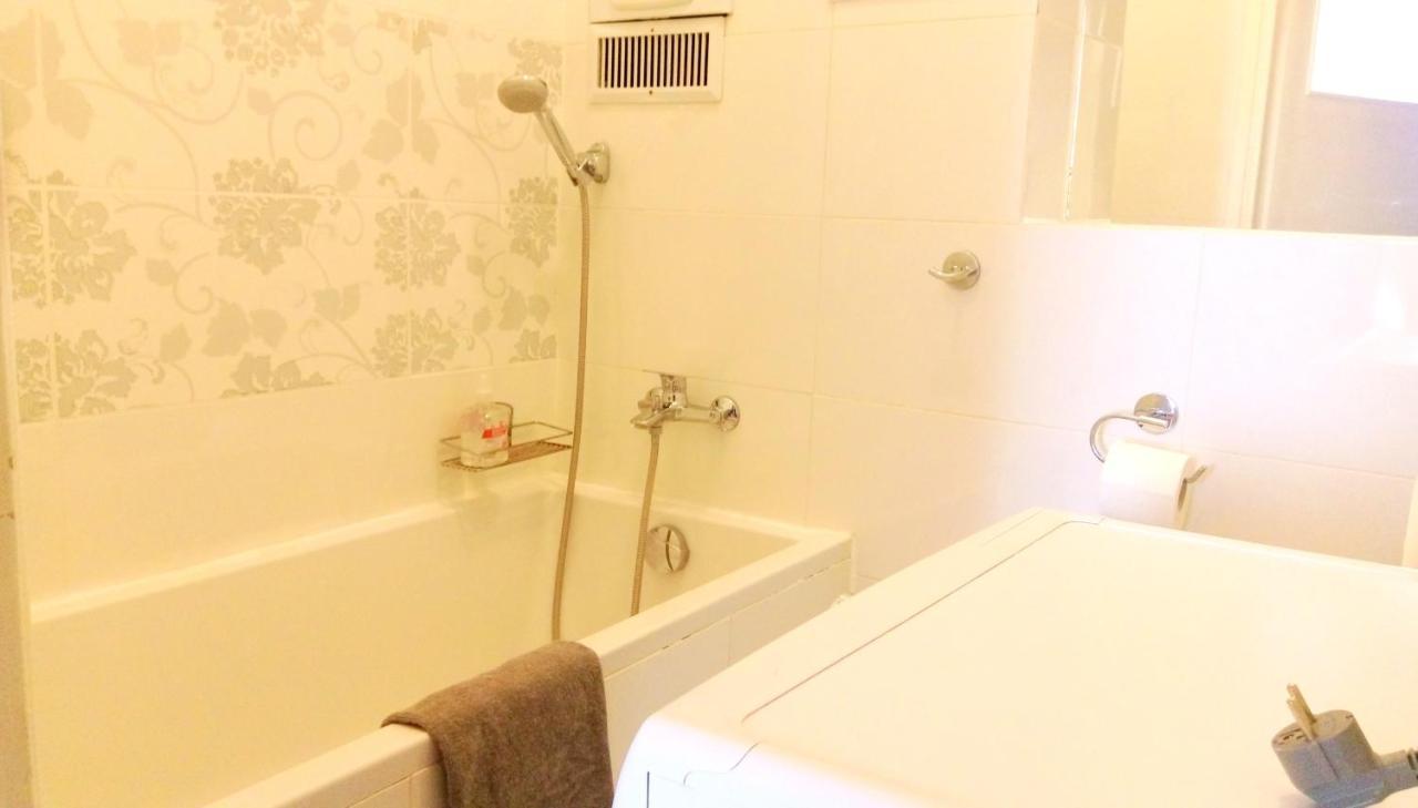 Happy - Economy Apartment